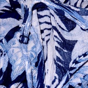 i’m not sure where it’s from , it’s a size medium.